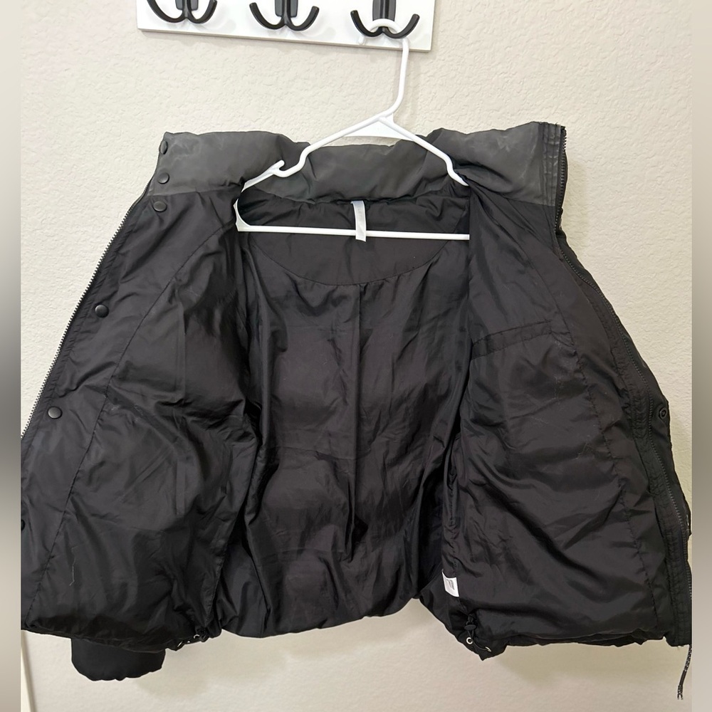 Fabletics Black Reflective Puffer Jacket Women’s … - image 8
